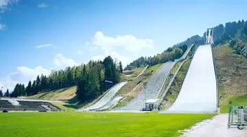 BAWARIA, BAJKOWE ZAMKI I ALPEJSKIE SZCZYTY