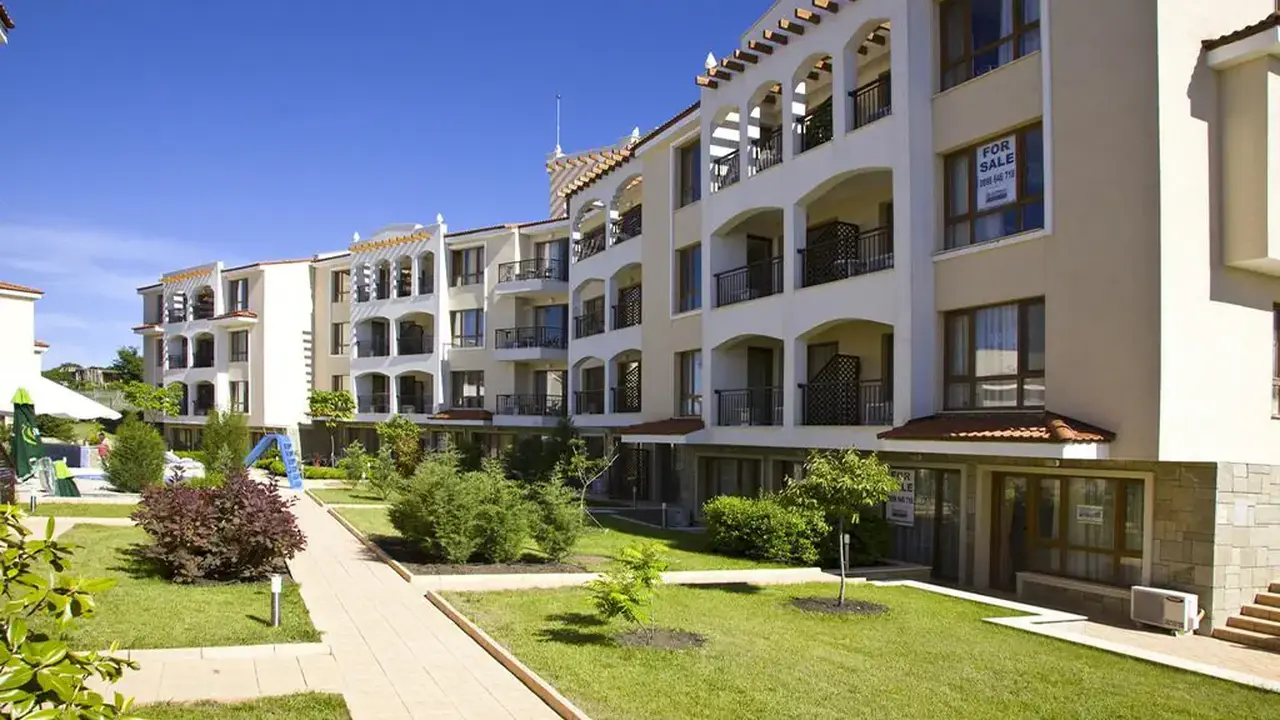 Bay Apartments