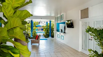 Bay Gardens Inn