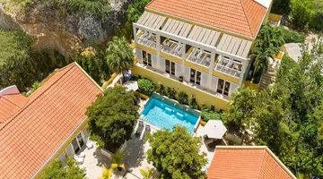 Bayside Boutique Hotel