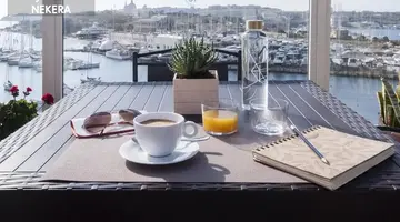Bayview Hotel & Apartments