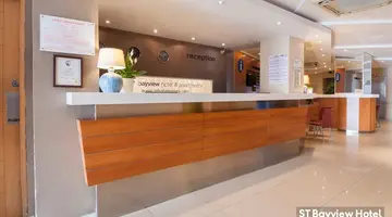 Bayview Hotel & Apartments