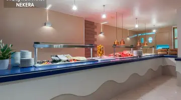 Bayview Hotel & Apartments
