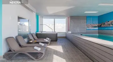 Bayview Hotel & Apartments