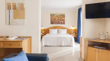 Bayview Hotel by ST Hotels