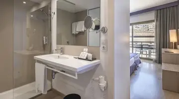 Be Live Adults Only Marivent