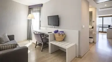 Be Live Adults Only Marivent