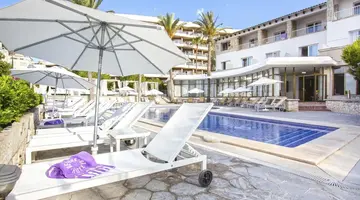 BE LIVE LA CALA BOUTIQUE (ADULTS ONLY 16+)