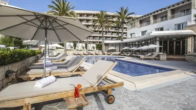 BE LIVE LA CALA BOUTIQUE (ADULTS ONLY 16+)