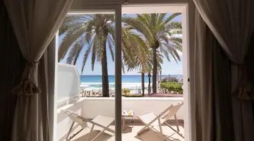 BE LIVE LA CALA BOUTIQUE (ADULTS ONLY 16+)