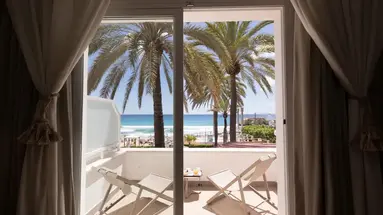 BE LIVE LA CALA BOUTIQUE (ADULTS ONLY 16+)