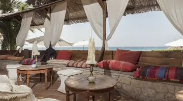 BE LIVE LA CALA BOUTIQUE (ADULTS ONLY 16+)