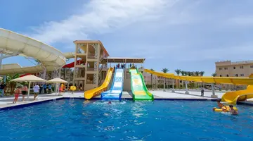 BEACH ALBATROS RESORT