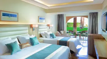 BEACH ALBATROS RESORT