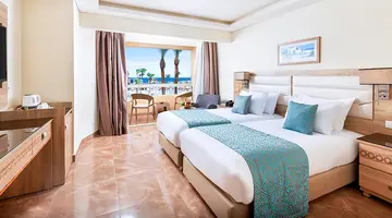 BEACH ALBATROS RESORT