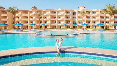 BEACH ALBATROS RESORT