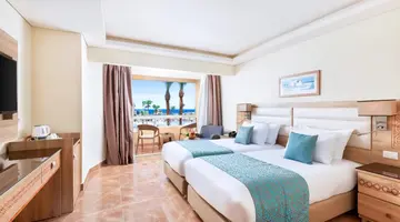 BEACH ALBATROS RESORT