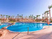 BEACH ALBATROS RESORT