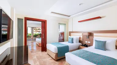 BEACH ALBATROS RESORT