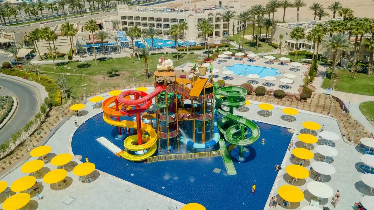 Beach Albatros Resort
