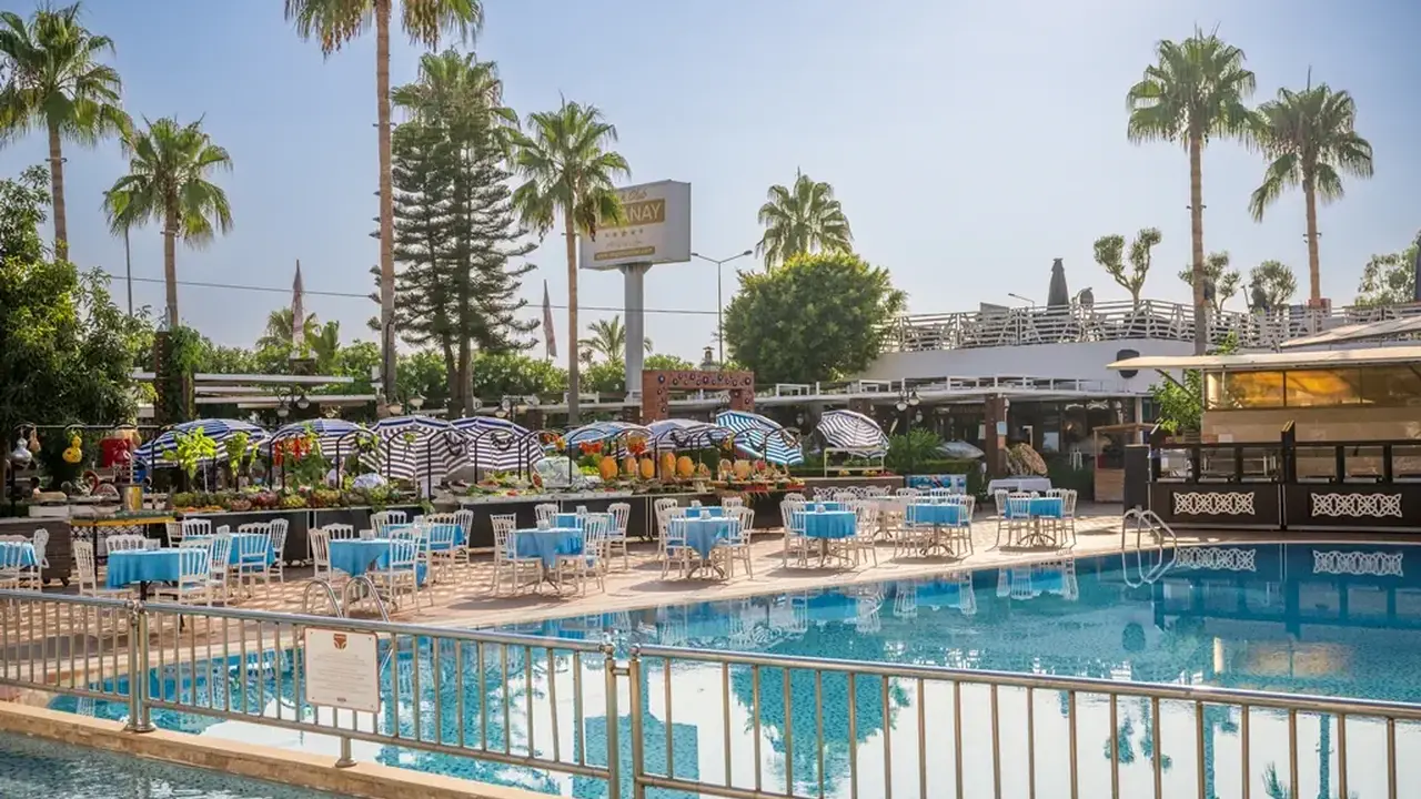 BEACH CLUB DOGANAY
