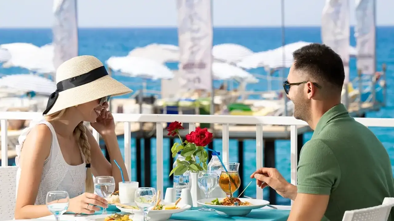 BEACH CLUB DOGANAY