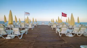 BEACH CLUB DOGANAY