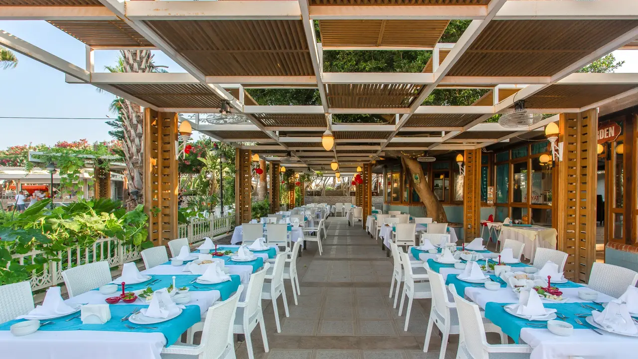 BEACH CLUB DOGANAY