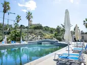 Beach Garden Hotel