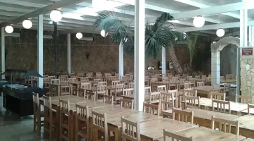 Beach Garden Hotel