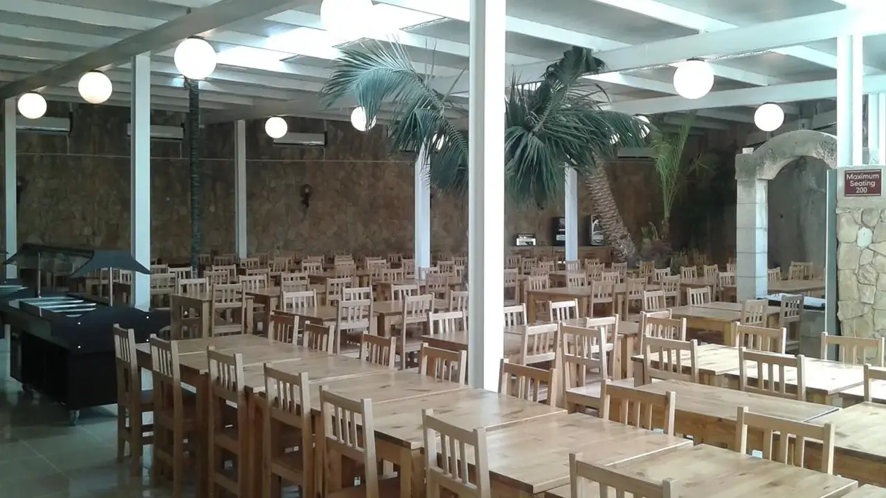 Beach Garden Hotel