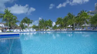 Beachscape Kin Ha Villas & Suites Cancun