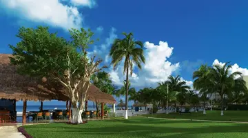 Beachscape Kin Ha Villas & Suites Cancun
