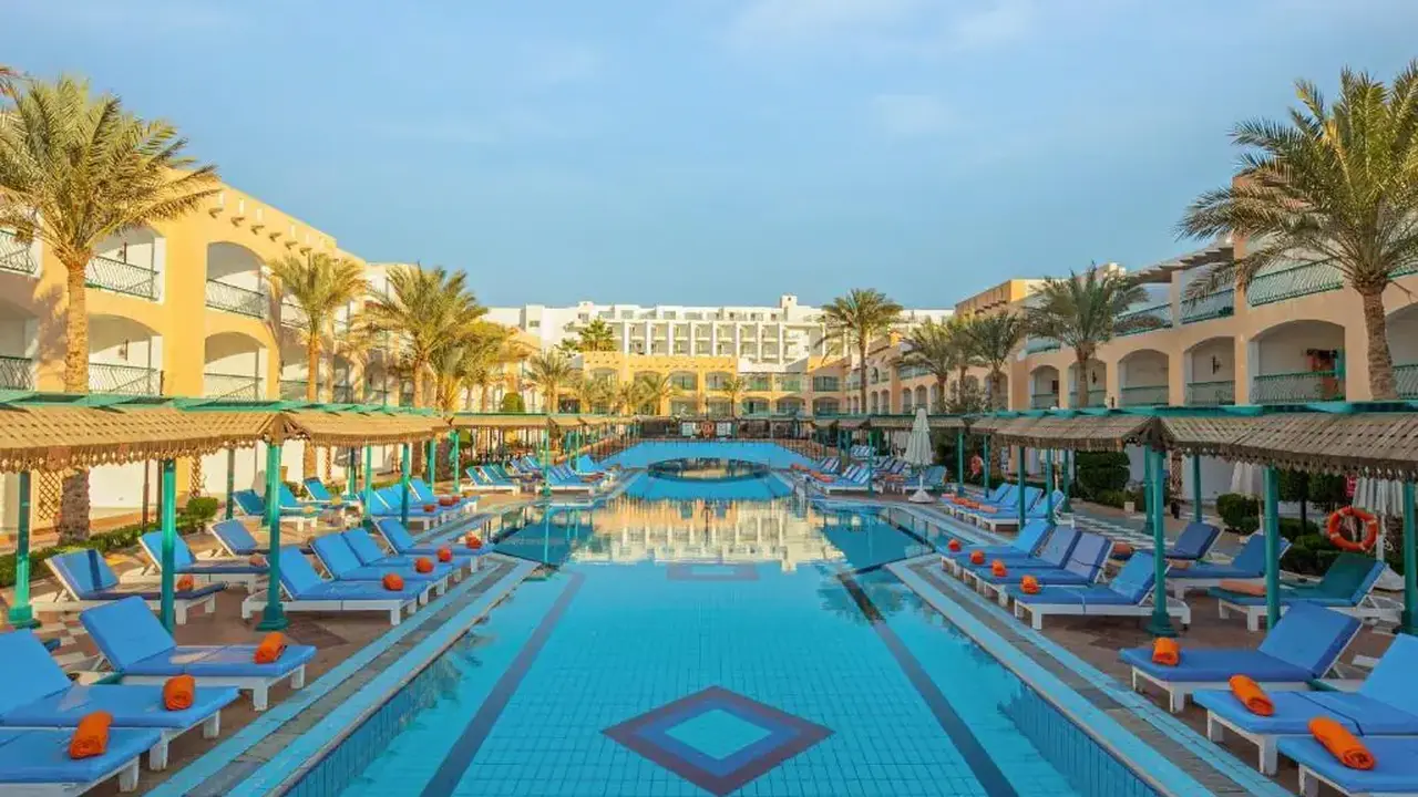 BEL AIR AZUR (ADULT ONLY +18)