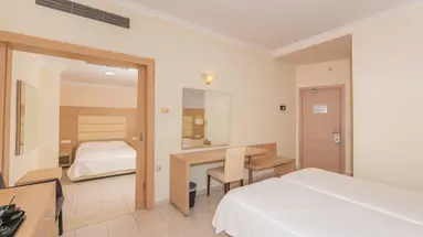 BELAIR BEACH HOTEL