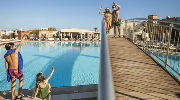 Bella Beach Hotel
