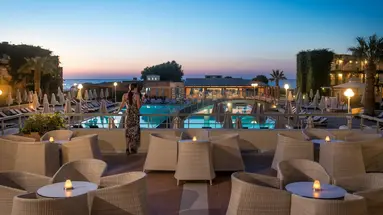 BELLA BEACH HOTEL