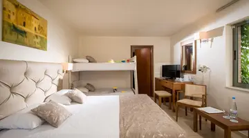 BELLA BEACH HOTEL