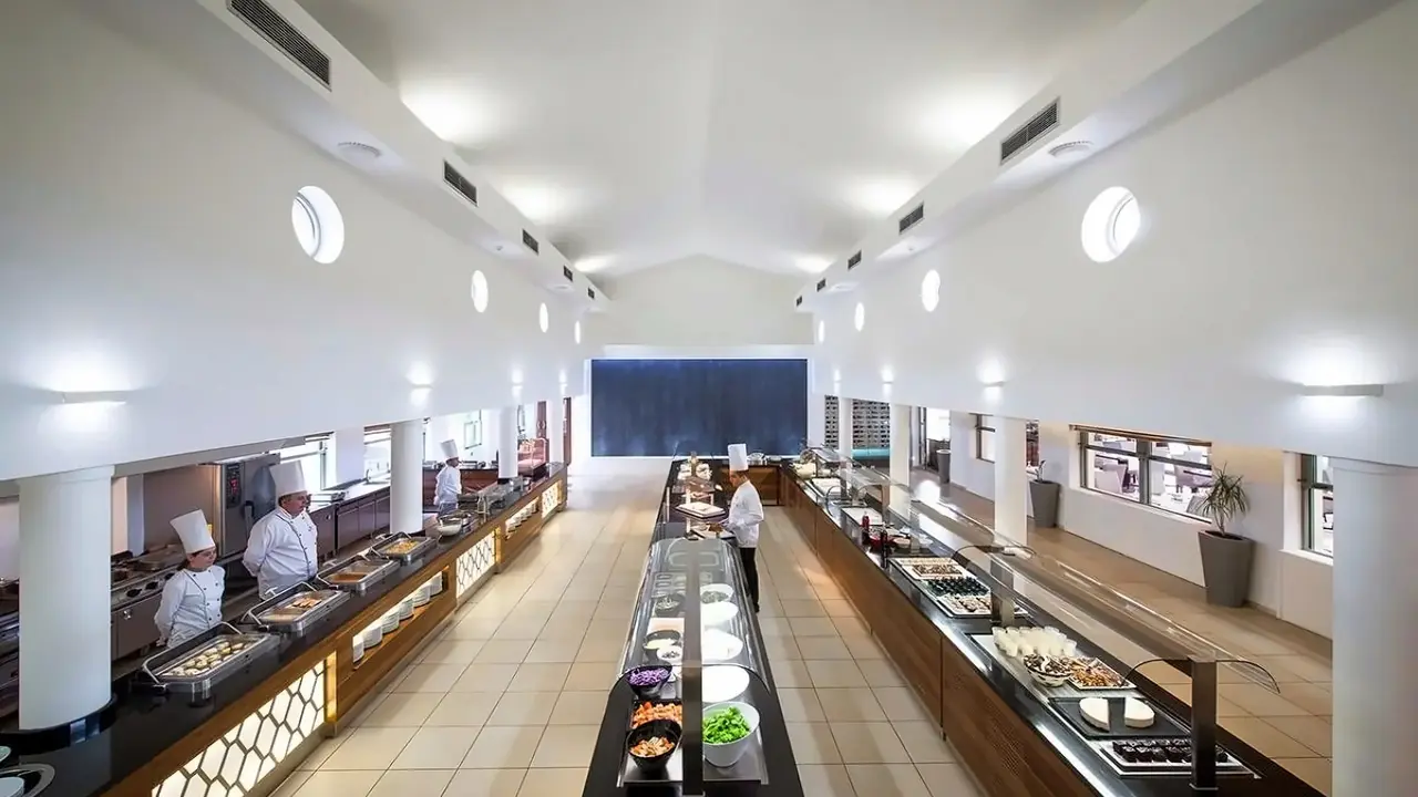Bella Beach Hotel