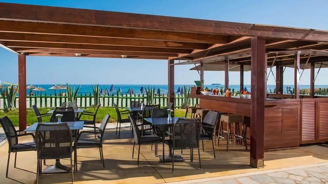 Bella Beach Hotel