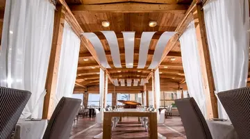 Bella Beach Hotel