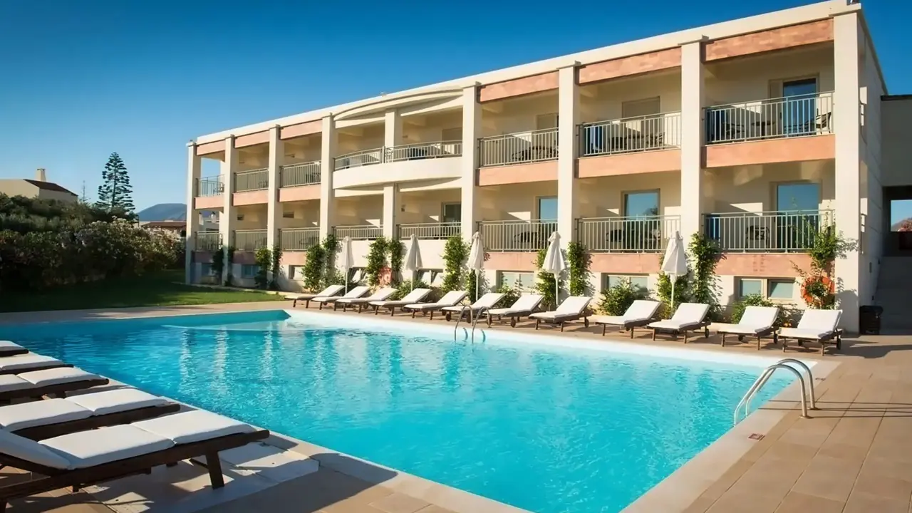Bella Beach Hotel