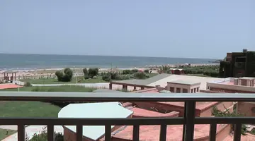 BELLA BEACH