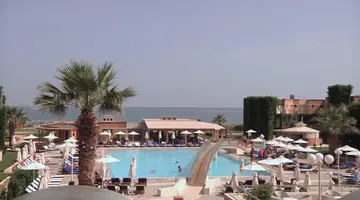 BELLA BEACH