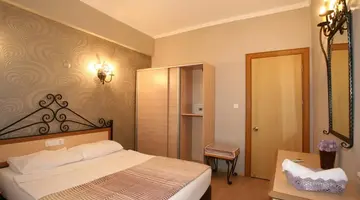 Bella Bravo Suite Hotel