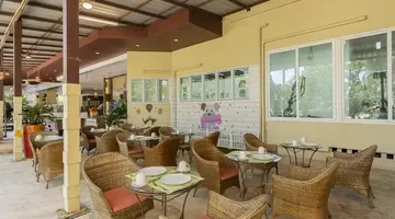 BELLA VILLA CABANA