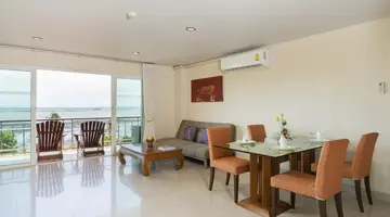 BELLA VILLA CABANA