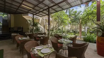 BELLA VILLA CABANA