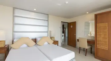 BELLA VILLA CABANA