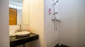 Bella Villa Metro